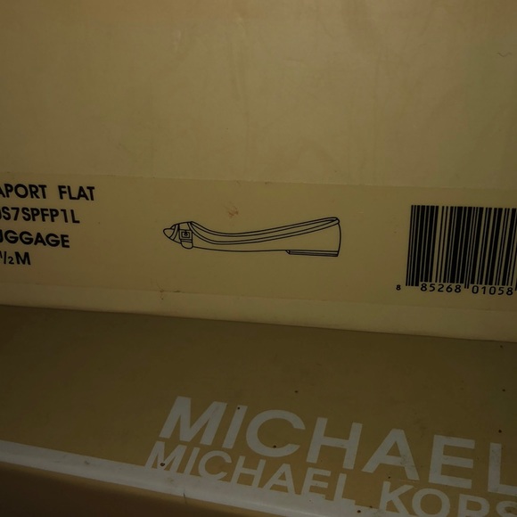 Michael Kors flats - Picture 5 of 8